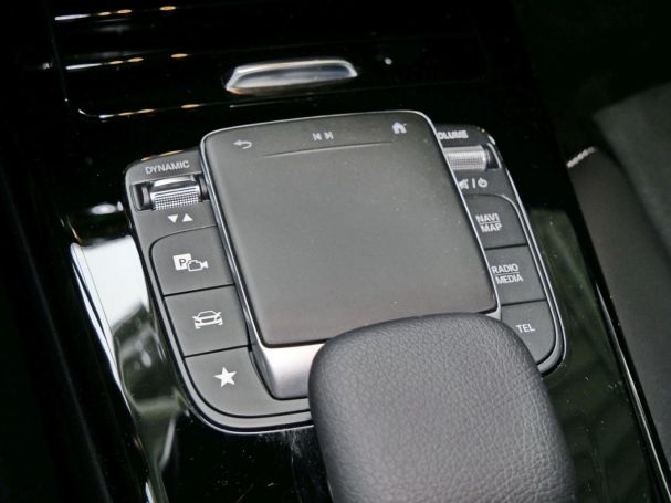 Mercedes-Benz CLA 250 e Coupé AMG NIght Edition2020 Kamera HUD