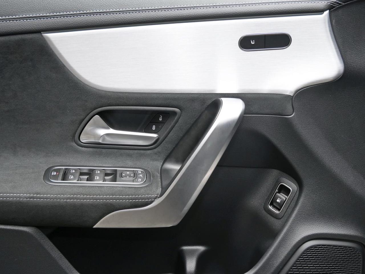 Mercedes-Benz CLA 250 e Coupé AMG Night Edition2020 Kamera HUD