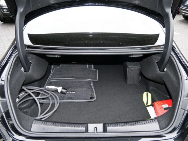 Mercedes-Benz CLA 250 e Coupé AMG Night Edition2020 Kamera HUD