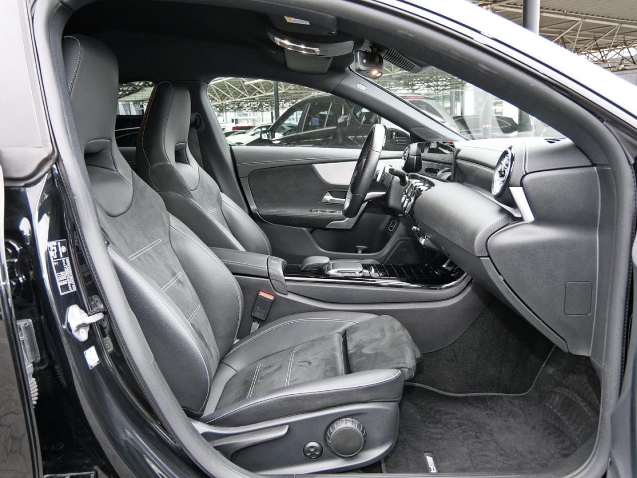 Mercedes-Benz CLA 250 e Coupé AMG Night Edition2020 Kamera HUD