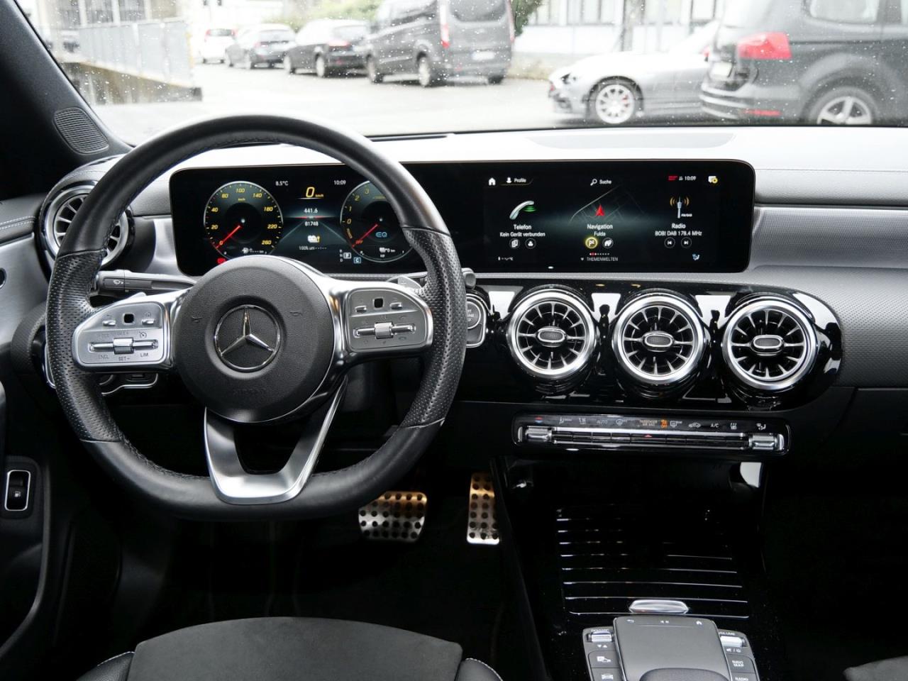 Mercedes-Benz CLA 250 e Coupé AMG NIght Edition2020 Kamera HUD