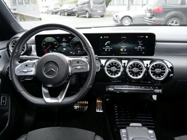 Mercedes-Benz CLA 250 e Coupé AMG Night Edition2020 Kamera HUD