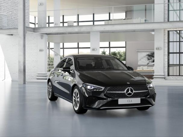 Mercedes-Benz CLA 250 e Coupé Progressive Panorama Kamera AHK