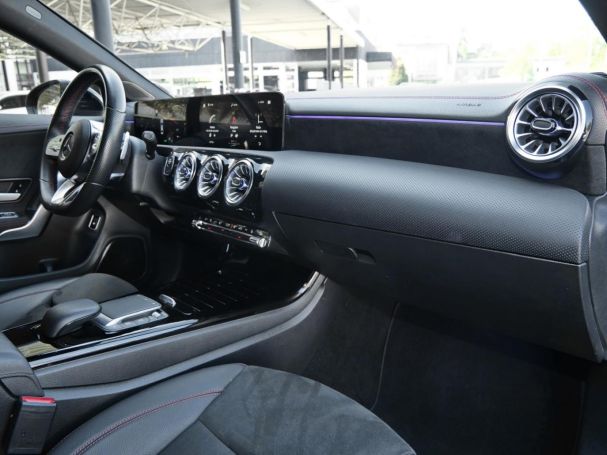 Mercedes-Benz CLA 250 e Coupé AMG Night MBUXNavi Parktronic