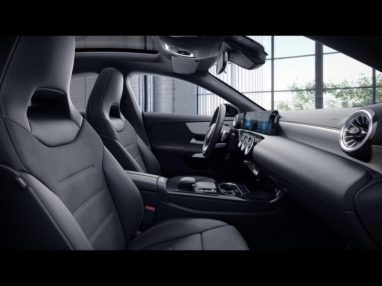 Mercedes-Benz CLA 250 e Coupé AMG Night Edition2020 Panorama