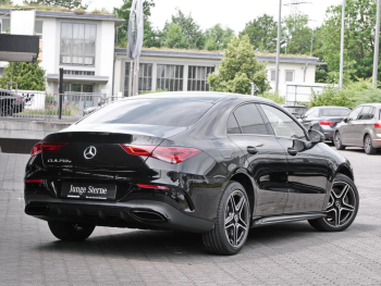 Mercedes-Benz CLA 250 e Coupé AMG Night Edition2020 Panorama