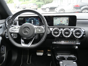 Mercedes-Benz CLA 250 e Coupé AMG Night Edition2020 Panorama
