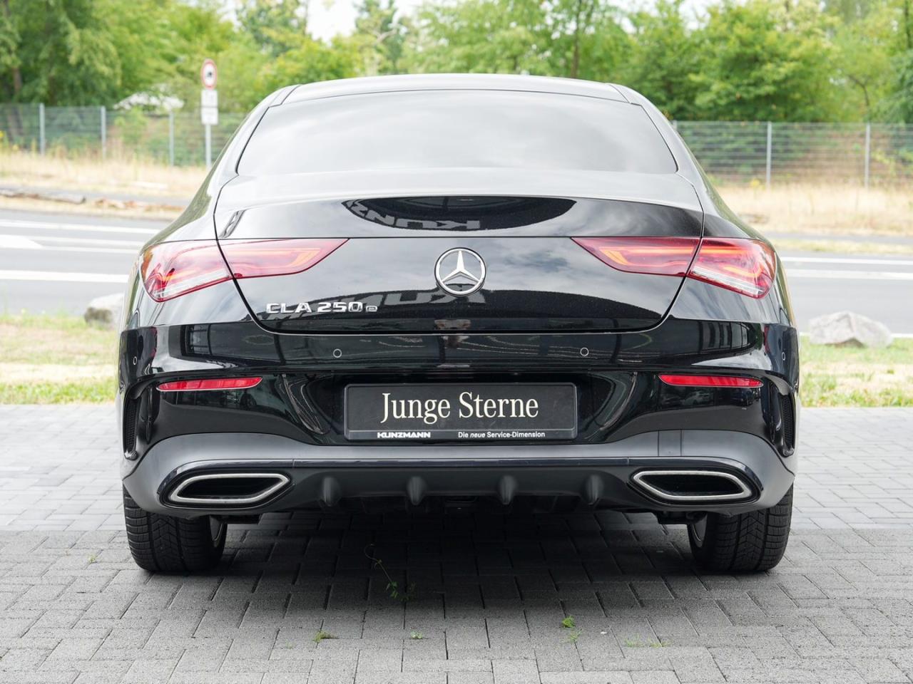 Mercedes-Benz CLA 250 e Coupé AMG Night MBUXNavi+ Kamera