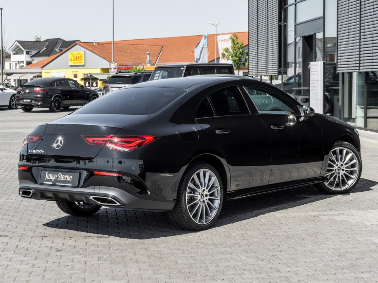 Mercedes-Benz CLA 250 e Coupé AMG Night MBUXNavi+ Kamera