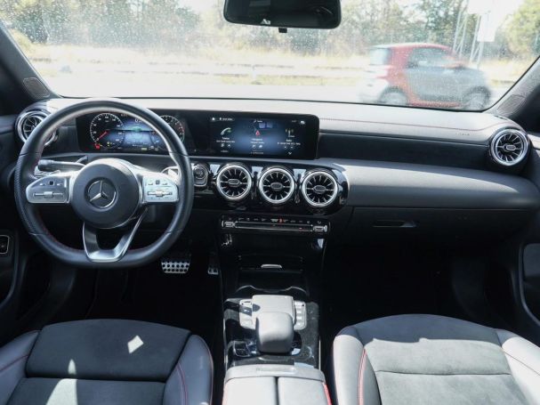 Mercedes-Benz CLA 250 e Coupé AMG Night MBUXNavi+ Kamera