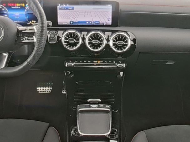Mercedes-Benz CLA 250 e Coupé AMG Kamera SpurH Totwinkel SHZ
