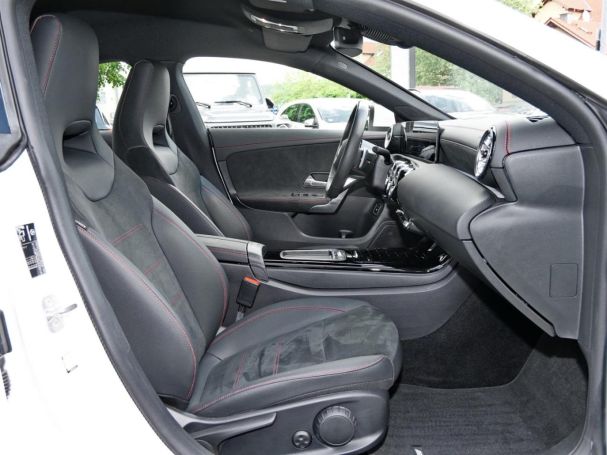 Mercedes-Benz CLA 250 e Coupé AMG Kamera SpurH Totwinkel SHZ