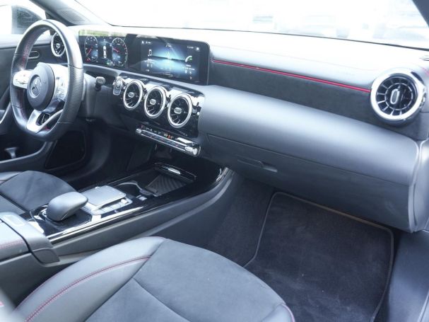 Mercedes-Benz CLA 250 e Coupé AMG Night Navi Panorama Kamera