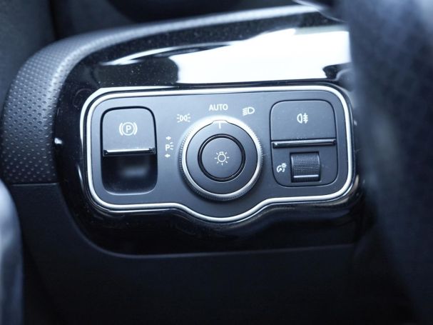 Mercedes-Benz CLA 250 e Coupé AMG Night Navi Panorama Kamera