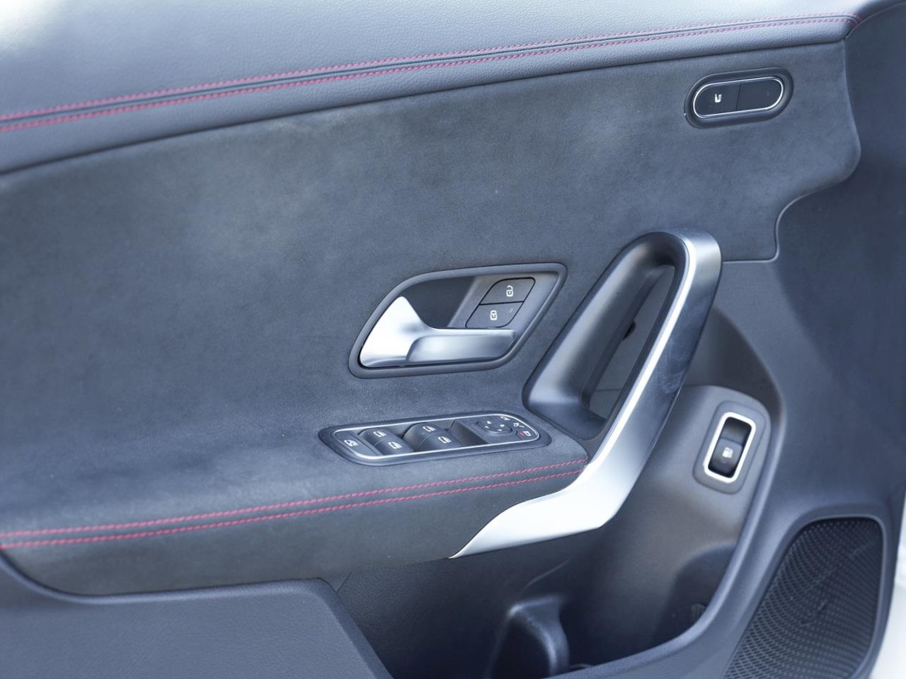 Mercedes-Benz CLA 250 e Coupé AMG Night Navi Panorama Kamera