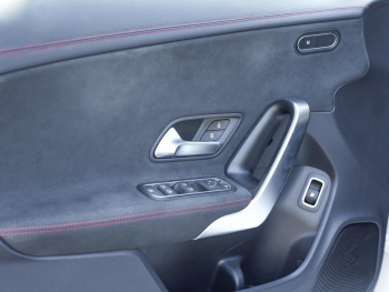 Mercedes-Benz CLA 250 e Coupé AMG Night Navi Panorama Kamera