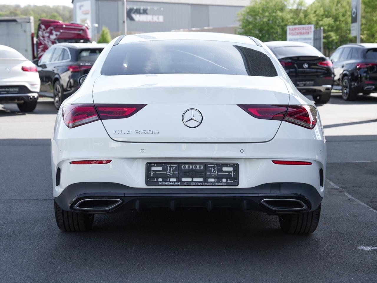 Mercedes-Benz CLA 250 e Coupé AMG Night Navi Panorama Kamera