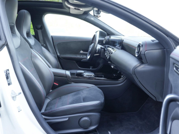 Mercedes-Benz CLA 250 e Coupé AMG Night Navi Panorama Kamera