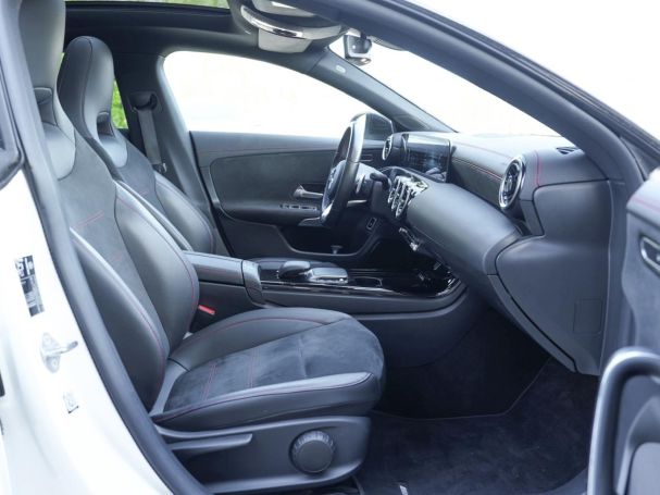 Mercedes-Benz CLA 250 e Coupé AMG Night Navi Panorama Kamera