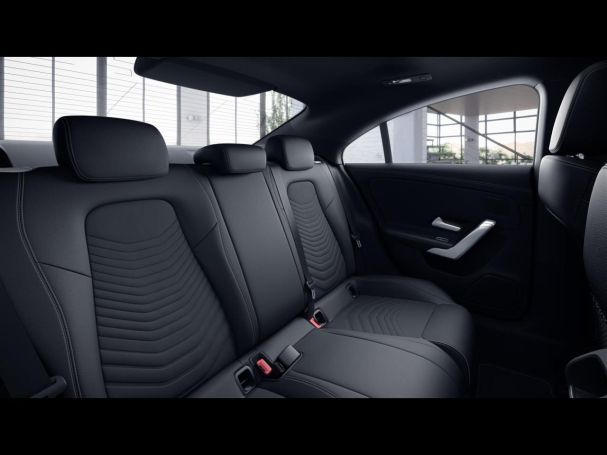 Mercedes-Benz CLA 250 e Coupé Progressive Panorama Kamera HUD