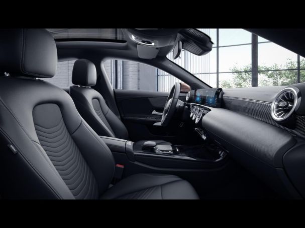 Mercedes-Benz CLA 250 e Coupé Progressive Panorama Kamera HUD