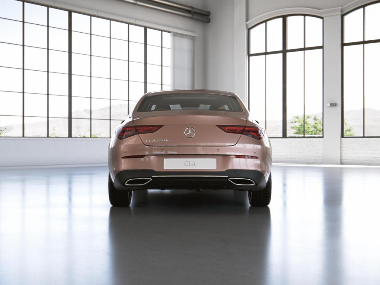Mercedes-Benz CLA 250 e Coupé Progressive Panorama Kamera HUD
