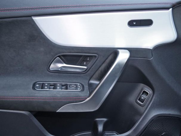 Mercedes-Benz CLA 35 AMG 4M Coupé AMG Night Panorama SHZ Kamera