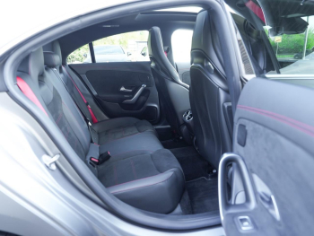 Mercedes-Benz CLA 45 AMG 4M+ Coupé Panorama Distronic 360°