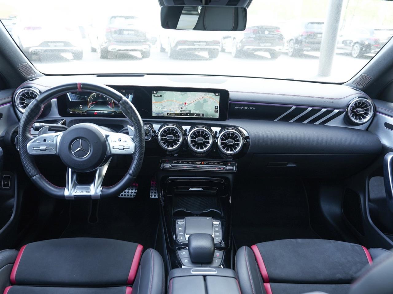 Mercedes-Benz CLA 45 AMG 4M+ Coupé Panorama Distronic 360°