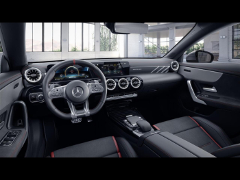 Mercedes-Benz CLA 45 AMG 4M+ Coupé Panorama Distronic 360°