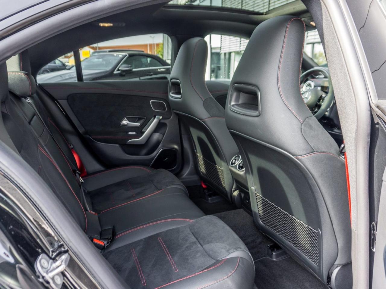 Mercedes-Benz CLA 45 AMG S 4M+ Coupé Night Panorama 360° HUD