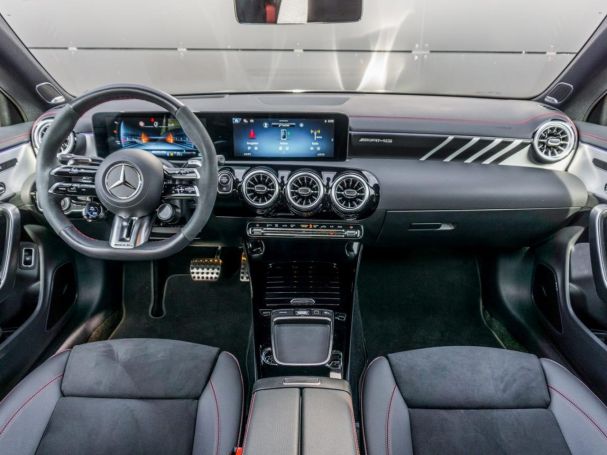 Mercedes-Benz CLA 45 AMG S 4M+ Coupé Night Panorama 360° HUD