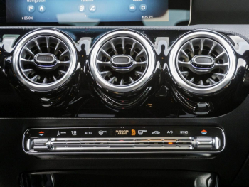 Mercedes-Benz CLA 45 AMG S 4M+ Coupé Night Panorama 360° HUD