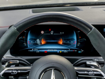Mercedes-Benz CLA 45 AMG S 4M+ Coupé Night Panorama 360° HUD
