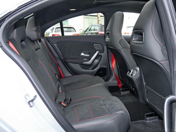 Mercedes-Benz CLA 45 AMG S 4M+ Coupé Night Panorama 360°