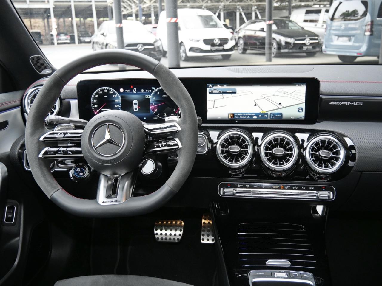 Mercedes-Benz CLA 45 AMG S 4M+ Coupé Night Panorama 360°