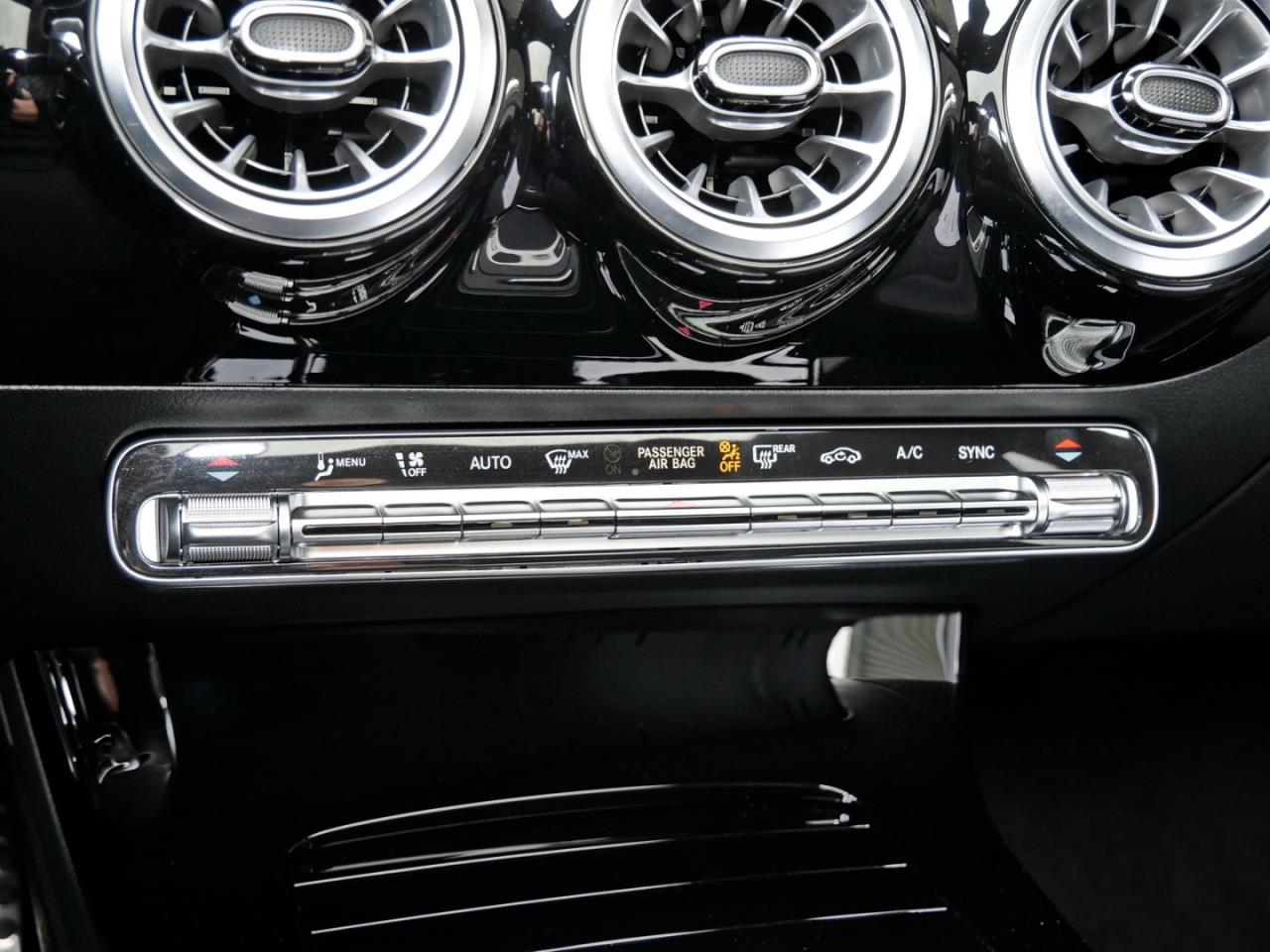 Mercedes-Benz CLA 45 AMG S 4M+ Coupé Night Panorama 360°