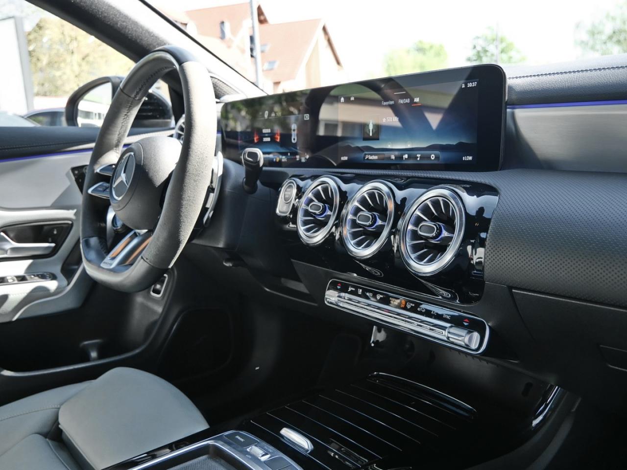 Mercedes-Benz CLA 45 S AMG 4M+ Coupé Night Distronic Panorama