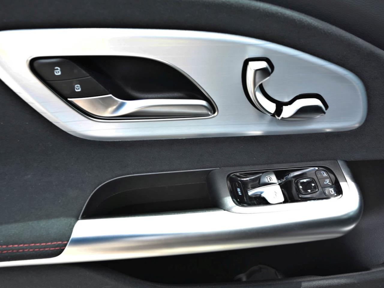 Mercedes-Benz CLA 250+ mit EQ Technologie AMG Panorama Kamera