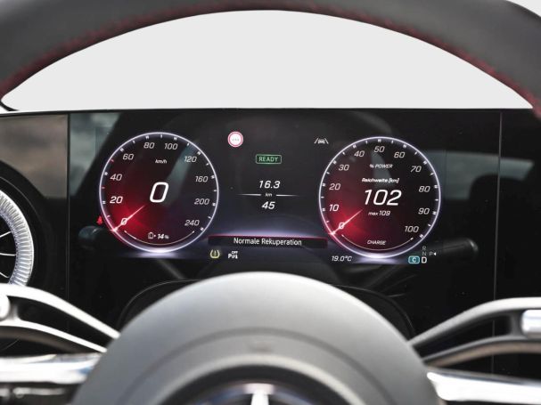 Mercedes-Benz CLA 250+ mit EQ Technologie AMG Panorama Kamera