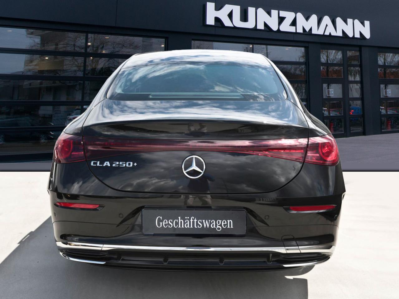 Mercedes-Benz CLA 250+ mit EQ Technologie AMG Panorama Kamera