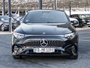 Mercedes-Benz CLA 250+ mit EQ Technologie AMG Night Panorama