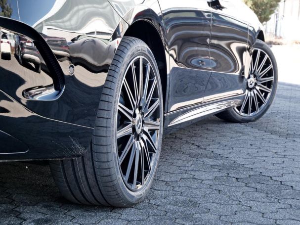 Mercedes-Benz CLA 250+ mit EQ Technologie AMG Night Panorama