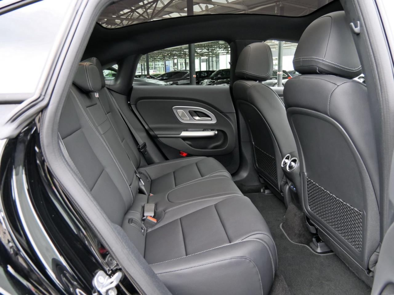 Mercedes-Benz CLA 250+ mit EQ Technologie Progressive Night