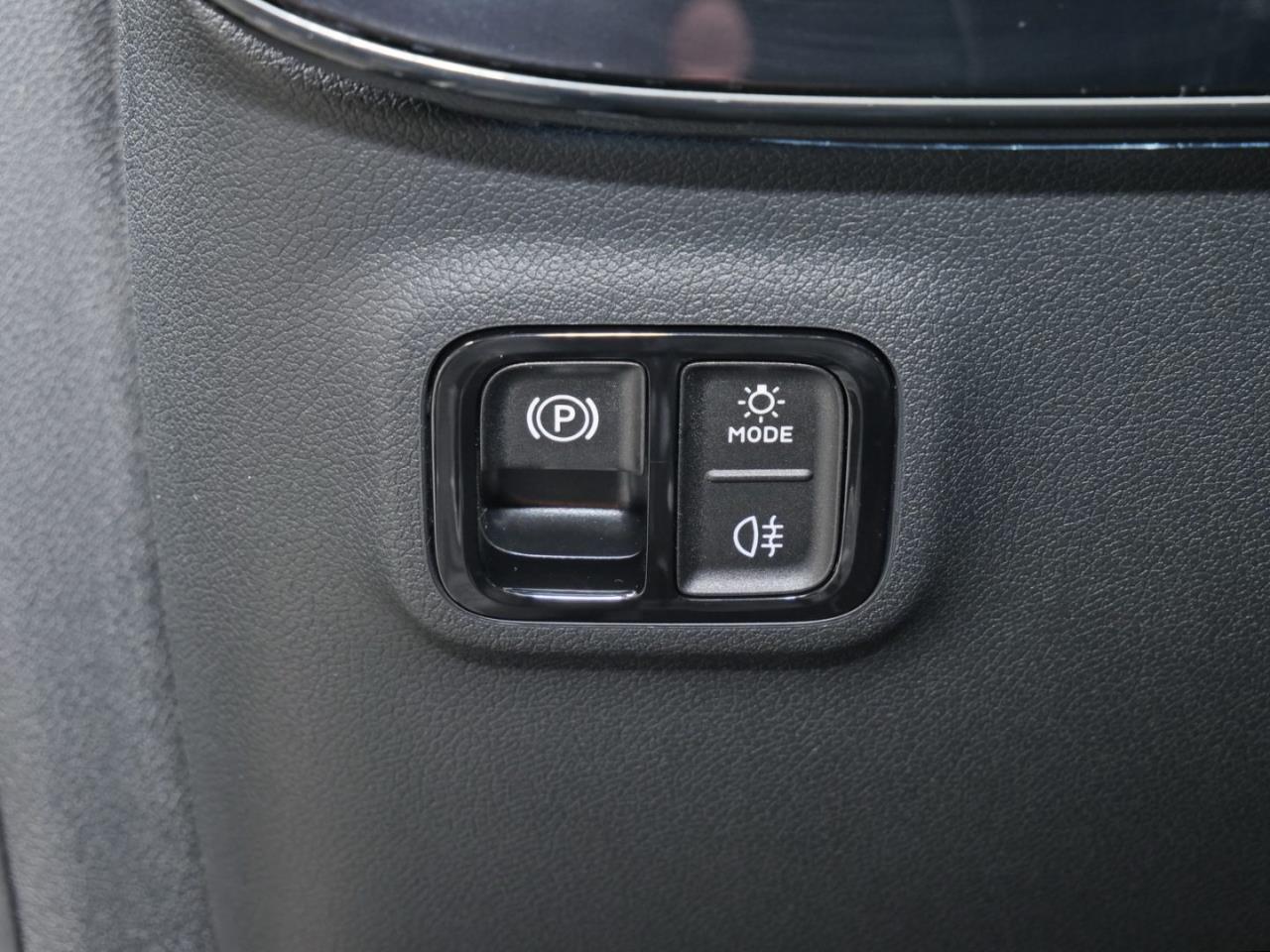 Mercedes-Benz CLA 250+ mit EQ Technologie Progressive Night