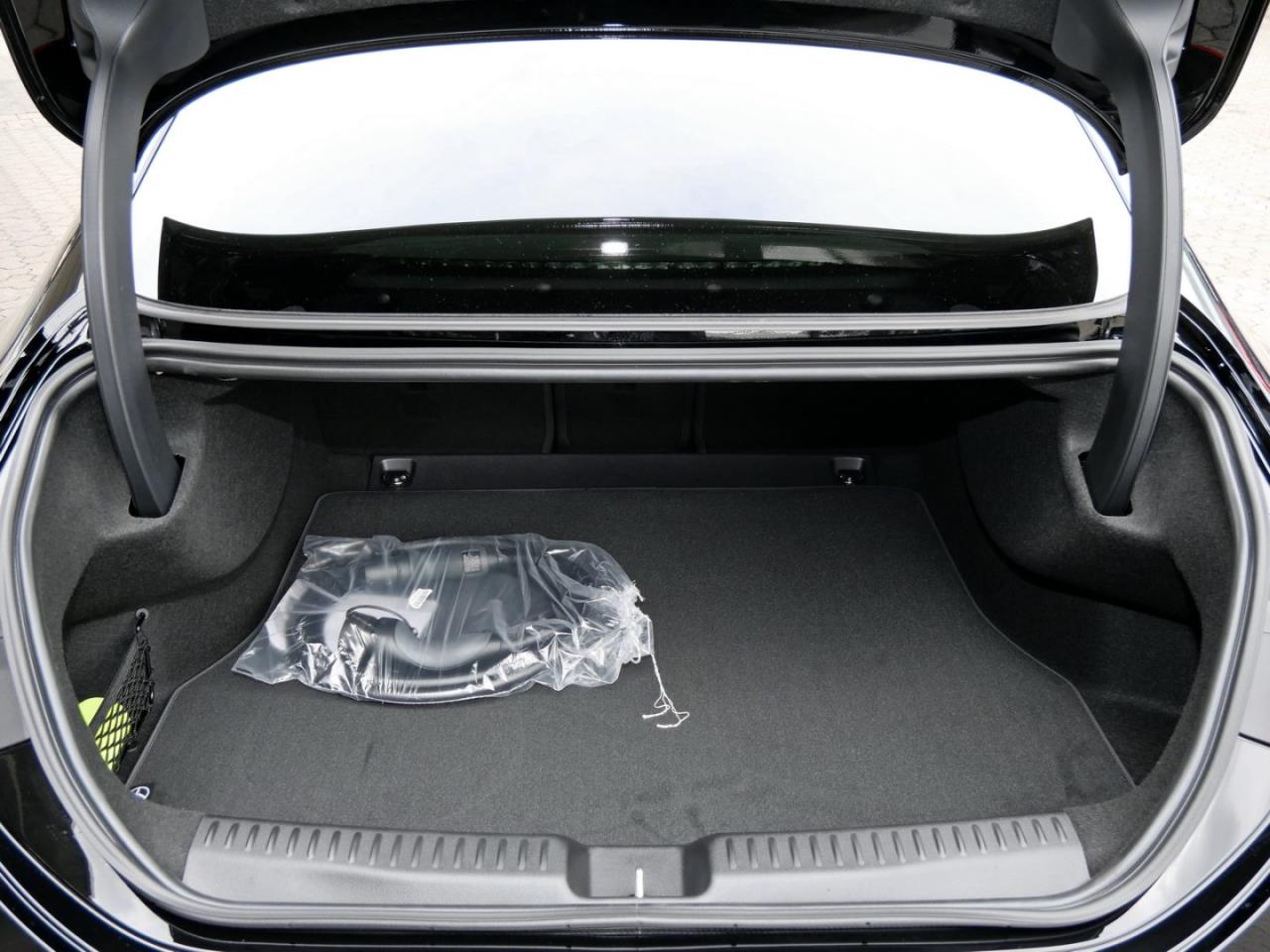 Mercedes-Benz CLA 250+ mit EQ Technologie Progressive Night