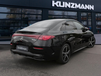 Mercedes-Benz CLA 350 4MATIC mit EQ Technologie AMG Night AHK