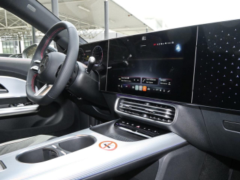 Mercedes-Benz CLA 180 AMG MBUX Navi Panorama AHK Spiegel-P