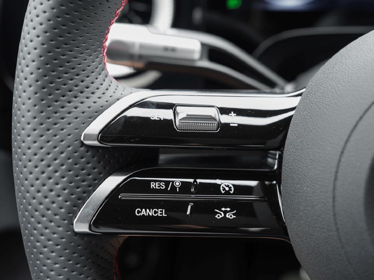 Mercedes-Benz CLA 180 AMG  Navi Panorama Spiegel-Paket