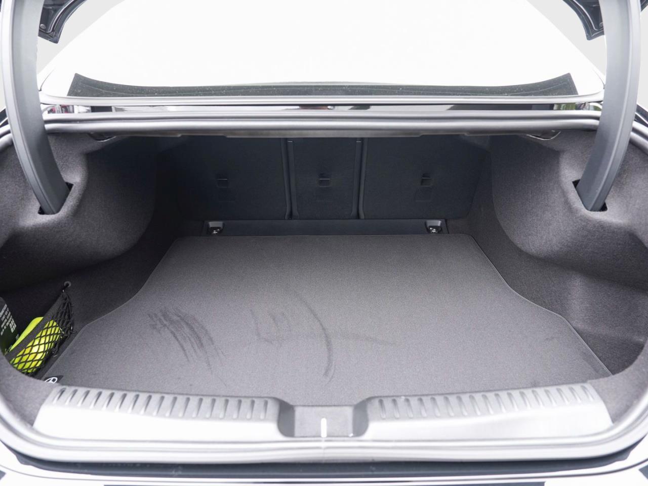 Mercedes-Benz CLA 180 AMG  Navi Panorama Spiegel-Paket